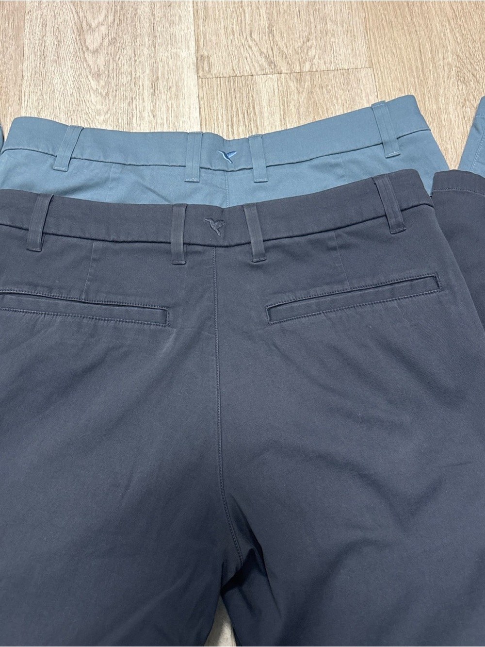 Birddogs Lot of 2 Mens Chino Pants 32 x 28 Performance golf